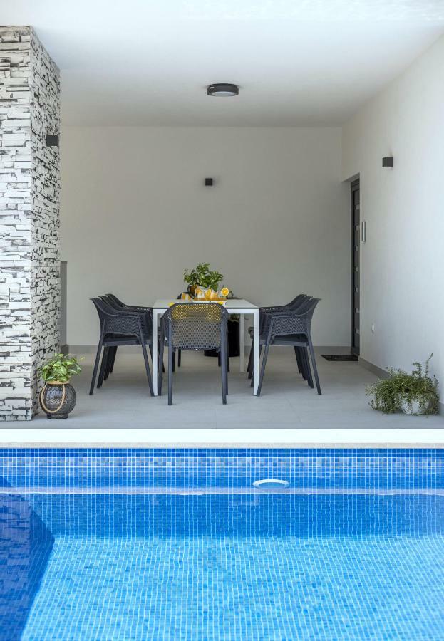 Villa Ema Kastela With Private Heated Pool Exterior foto
